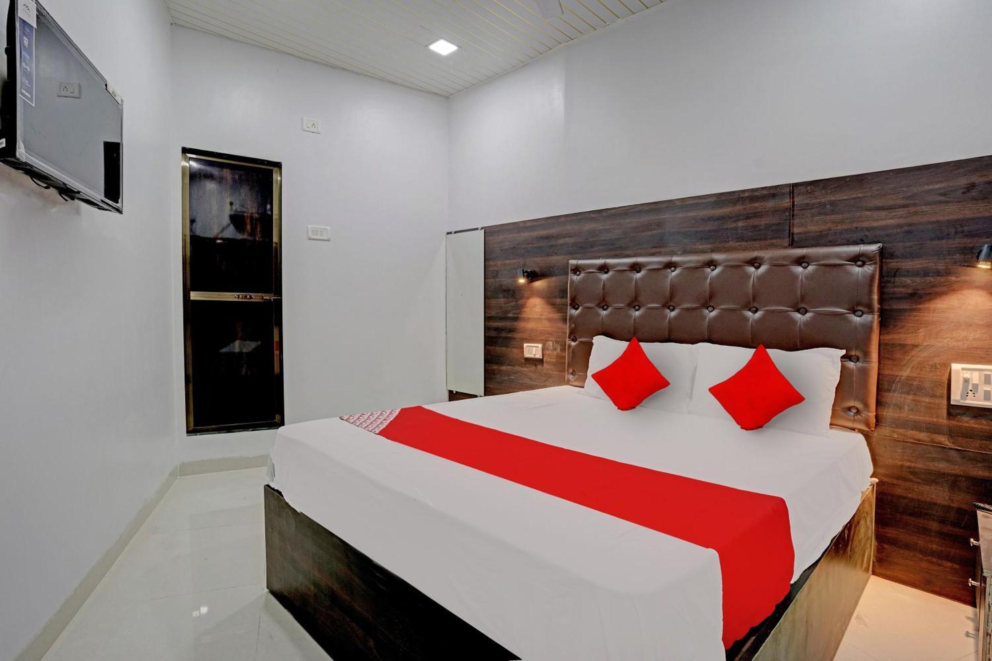Hotel O Nithyanand Mumbai  Buitenkant foto