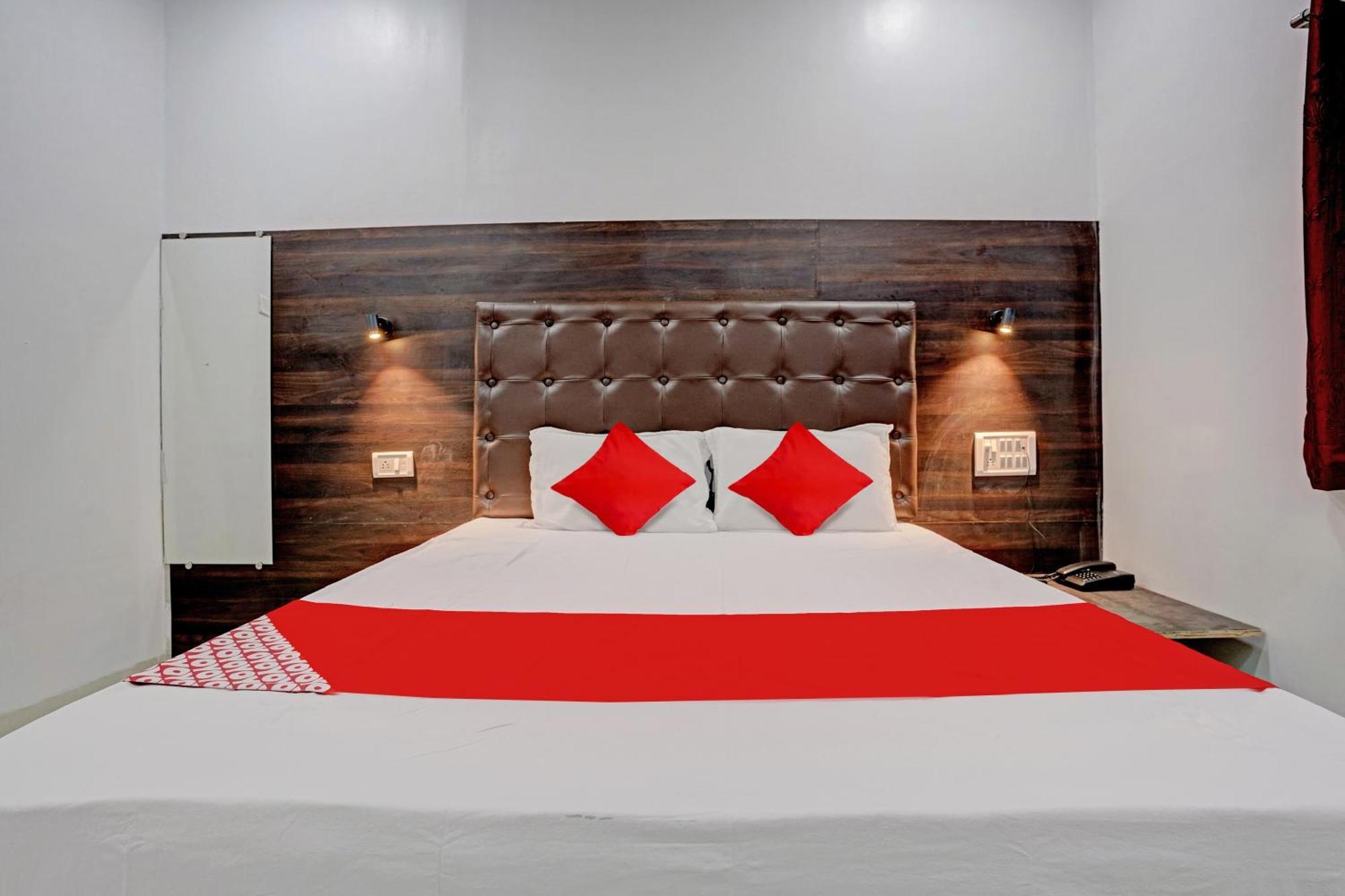 Hotel O Nithyanand Mumbai  Buitenkant foto